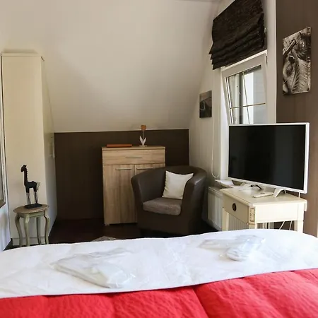 Beautyfarm Und Chalet Am See Sader Buckow