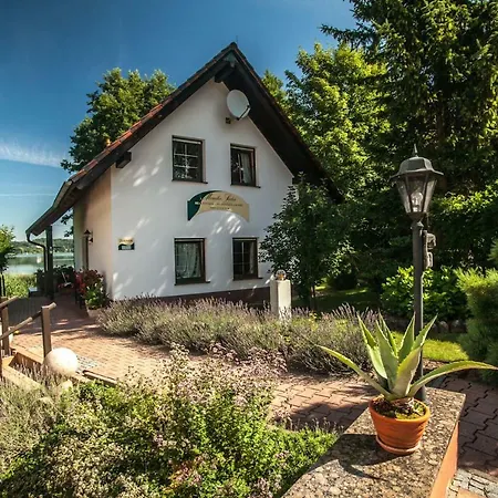 Beautyfarm Und Chalet Am See Sader Buckow